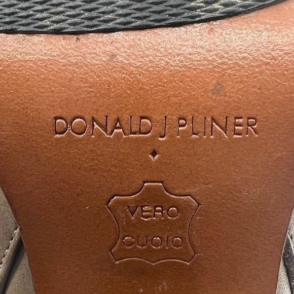 Donald J Pliner Taupe Leather Volt Snakeskin Ankle Booties Size 8 Women's - Picture 2 of 11